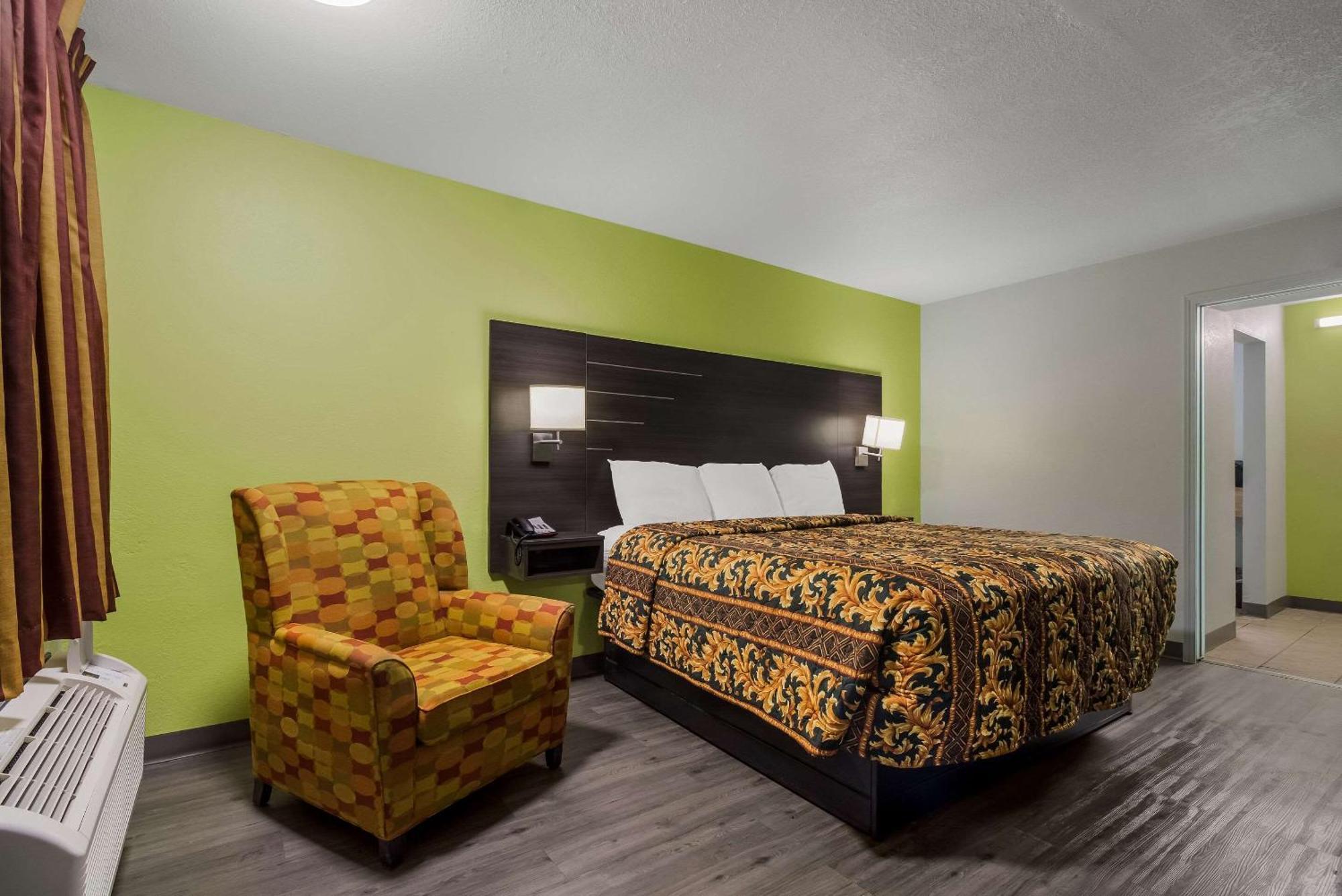 Rodeway Inn Conference Center Beaumont Extérieur photo