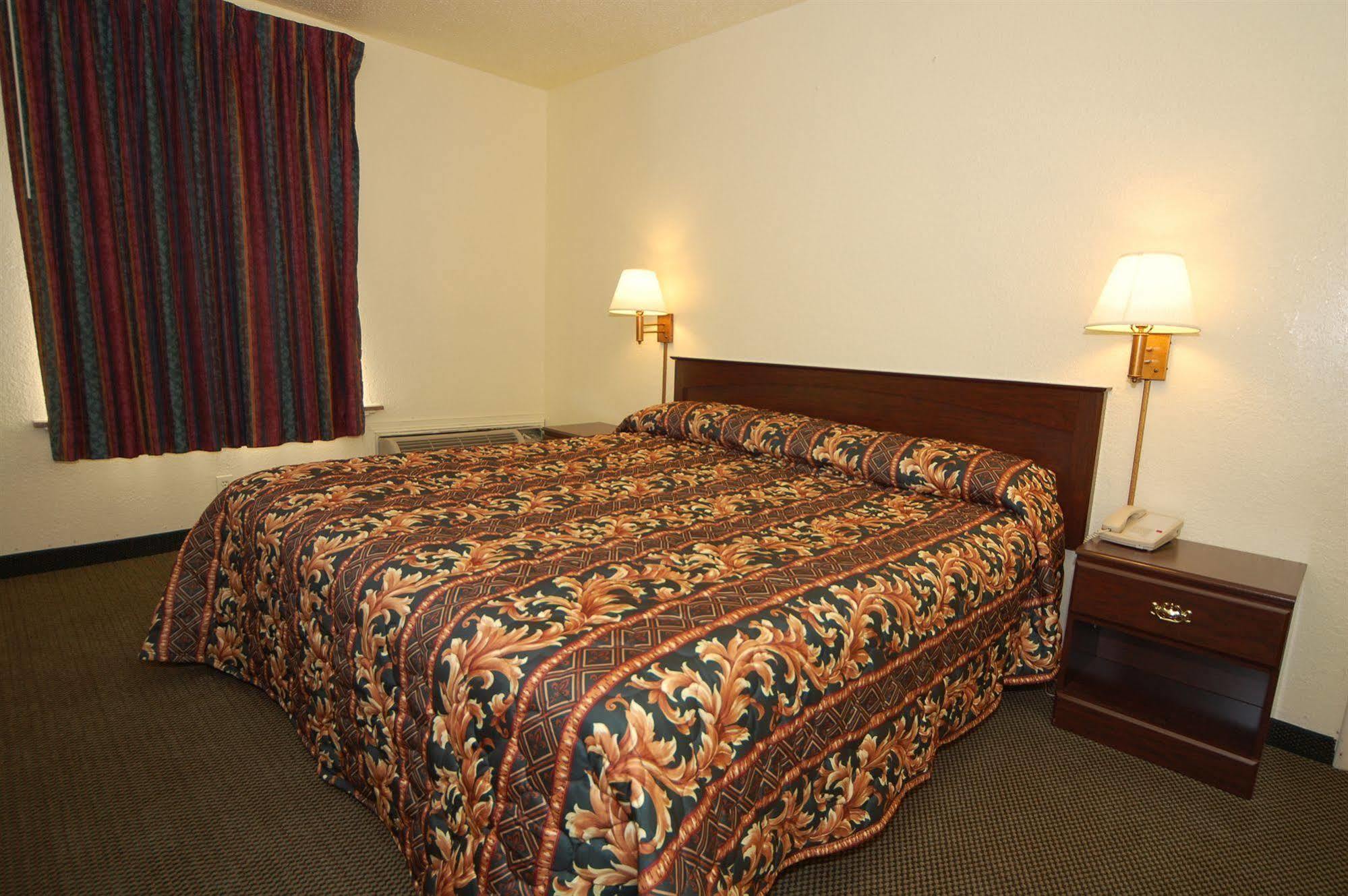 Rodeway Inn Conference Center Beaumont Extérieur photo